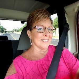 Meet your Posher, Liz